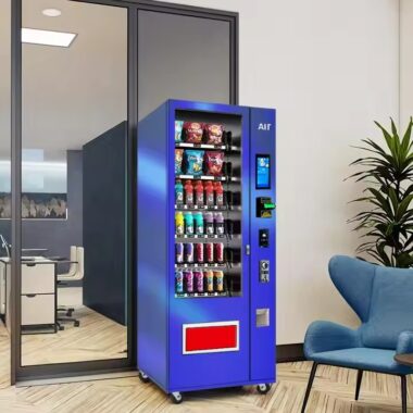 Vending machine for snacks in malls and train stations